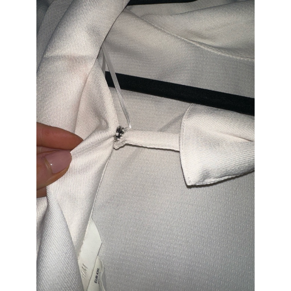 H&M White Blouse XXL Open Back Bow Detail - Picture 5 of 10